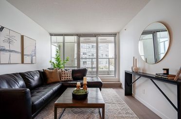 203 13688 100 AVE Surrey, Surrey Apartments for sale, MLS® R2993242