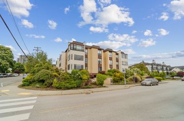 203 15265 Roper AVE White Rock, White Rock Apartments for sale, MLS® R3007326