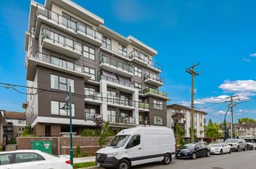 204 2331 Kelly AVE Port Coquitlam, Port Coquitlam Apartments for sale, MLS® R3005885