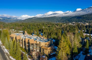 204 3217 Blueberry DR Whistler, Whistler Apartments for sale, MLS® R2946340