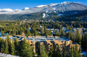 206 3217 Blueberry DR Whistler, Whistler Apartments for sale, MLS® R2935550