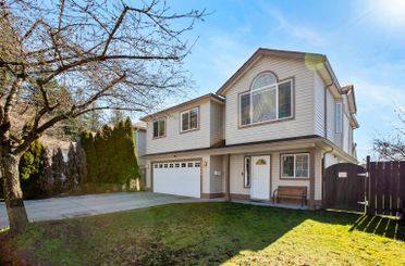 20660 Thorne AVE Maple Ridge, Maple Ridge Apartments for sale, MLS® R3000219