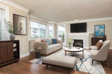 207 15357 Roper AVE White Rock, White Rock Apartments for sale, MLS® R3029773