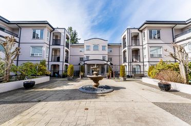 208 1533 Best ST White Rock, White Rock Apartments for sale, MLS® R2984593