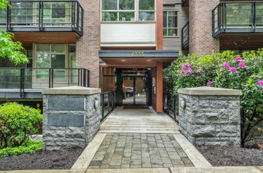 212 6333 Larkin DR Vancouver, Vancouver Apartments for sale, MLS® R3025411