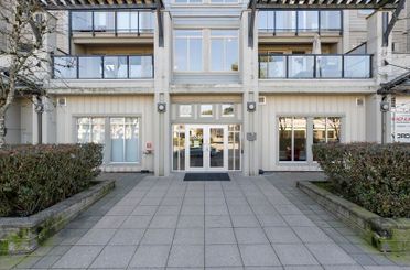 218 15380 102a AVE Surrey, Surrey Apartments for sale, MLS® R2975134