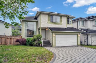 22411 Cochrane DR Richmond, Richmond Apartments for sale, MLS® R2985387