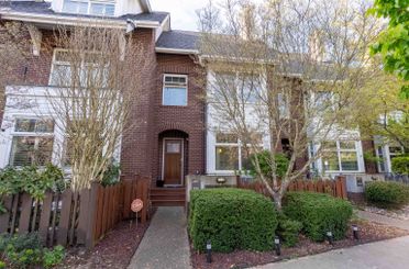 225 Salter ST New Westminster, New Westminster Apartments for sale, MLS® R2992745