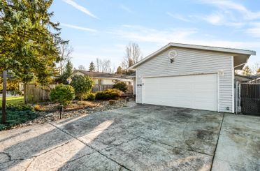 22750 Balabanian Circle Maple Ridge, Maple Ridge Apartments for sale, MLS® R3001857