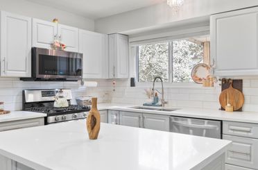 2333 Kirkstone RD North Vancouver, North Vancouver Apartments for sale, MLS® R2984397
