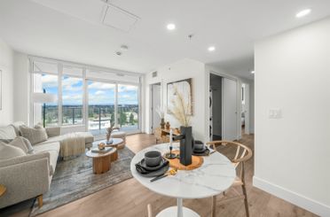 2401 10428 Whalley BLVD Surrey, Surrey Apartments for sale, MLS® R2981117