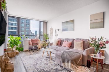 2405 909 Mainland ST Vancouver, Vancouver Apartments for sale, MLS® R2988804