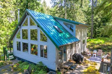 2609 Dory Way Pender Island, Pender Island Apartments for sale, MLS® R2996976
