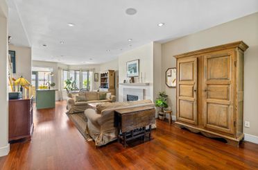 263 W 5th ST North Vancouver, North Vancouver Apartments for sale, MLS® R3011986