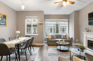 27 8726 159 ST Surrey, Surrey Apartments for sale, MLS® R2975890