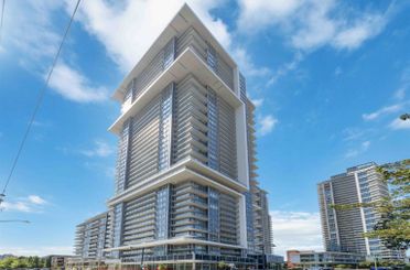 301 13350 Central AVE Surrey, Surrey Apartments for sale, MLS® R3003616