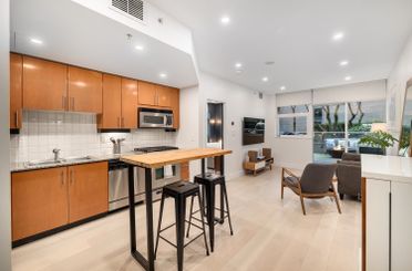 301 168 E Esplanade North Vancouver, North Vancouver Apartments for sale, MLS® R2998482