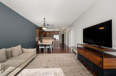 303 14333 104 AVE Surrey, Surrey Apartments for sale, MLS® R3005499