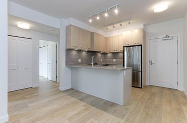 303 4933 Clarendon ST Vancouver, Vancouver Apartments for sale, MLS® R2976093