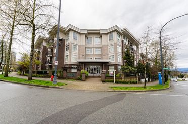 304 13555 Gateway DR Surrey, Surrey Apartments for sale, MLS® R2988873