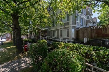 305 13226 104 AVE Surrey, Surrey Apartments for sale, MLS® R2904143