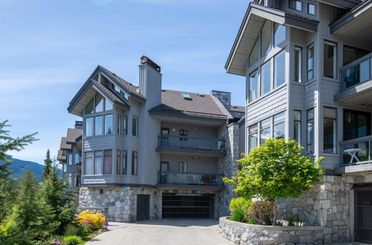 306 3212 Blueberry DR Whistler, Whistler Apartments for sale, MLS® R3015417