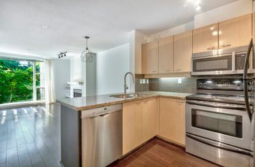 307 2288 Marstrand AVE Vancouver, Vancouver Apartments for sale, MLS® R3027282