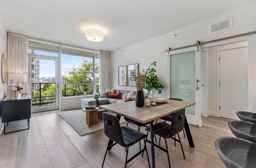 309 177 W 3rd ST North Vancouver, North Vancouver Apartments for sale, MLS® R3028227