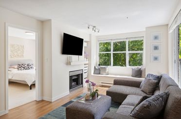 309 2288 Marstrand AVE Vancouver, Vancouver Apartments for sale, MLS® R3025228