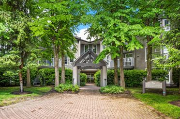 318 15150 108 AVE Surrey, Surrey Apartments for sale, MLS® R3010214