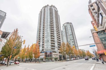 3202 2978 Glen DR Coquitlam, Coquitlam Apartments for sale, MLS® R2978914