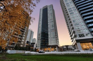 3803 10448 University DR Surrey, Surrey Apartments for sale, MLS® R2991498