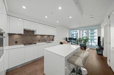 403 3888 Evergreen PL Burnaby, Burnaby Apartments for sale, MLS® R2963279