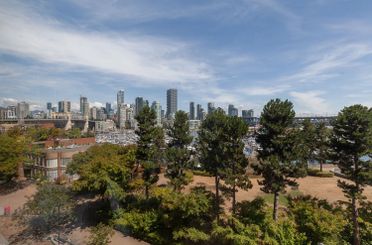 411 1450 Pennyfarthing DR Vancouver, Vancouver Apartments for sale, MLS® R2976057
