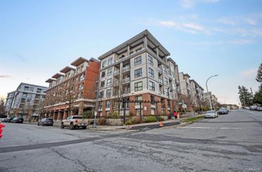 427 13733 107a AVE Surrey, Surrey Apartments for sale, MLS® R3009395