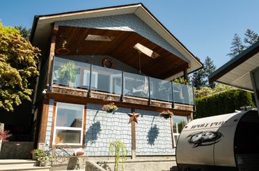 454 Central AVE Gibsons, Gibsons Apartments for sale, MLS® R2998315