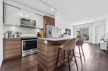 501 13963 105 BLVD Surrey, Surrey Apartments for sale, MLS® R3002217