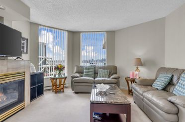 503 168 Chadwick CT North Vancouver, North Vancouver Apartments for sale, MLS® R3028315