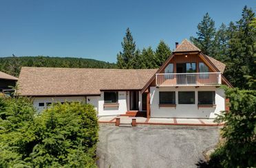 5425 Sans Souci RD Halfmoon Bay, Halfmoon Bay Apartments for sale, MLS® R3014347