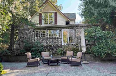 5487 Brooks RD Halfmoon Bay, Halfmoon Bay Apartments for sale, MLS® R2977971