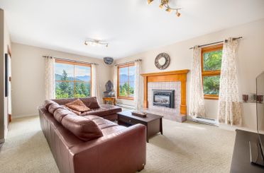 571 Roocroft LN Bowen Island, Bowen Island Apartments for sale, MLS® R2975683