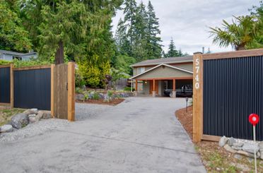 5740-42 Nickerson RD Sechelt, Sechelt Apartments for sale, MLS® R2963943