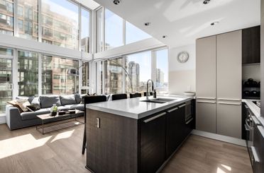 607 1351 Continental ST Vancouver, Vancouver Apartments for sale, MLS® R3023859