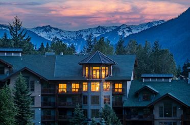 614 2202 Gondola Way Whistler, Whistler Apartments for sale, MLS® R3021668