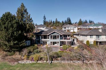6193 Mika RD Sechelt, Sechelt Apartments for sale, MLS® R2975262