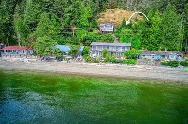 6812 Sunshine Coast HWY Sechelt, Sechelt Apartments for sale, MLS® R2962956