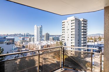 704 444 Lonsdale AVE North Vancouver, North Vancouver Apartments for sale, MLS® R2962295