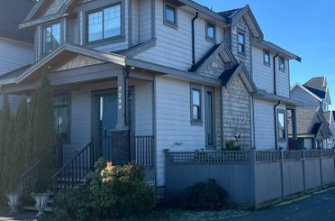 7299 194a ST Surrey, Surrey Apartments for sale, MLS® R2961016