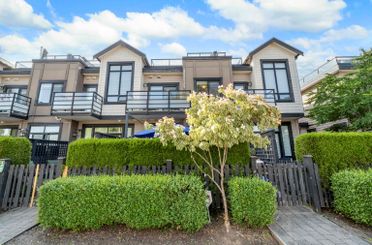 8 100 Wood ST New Westminster, New Westminster Apartments for sale, MLS® R3016194