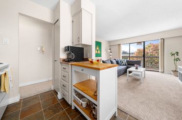 8 137 E 5th ST North Vancouver, North Vancouver Apartments for sale, MLS® R3004227